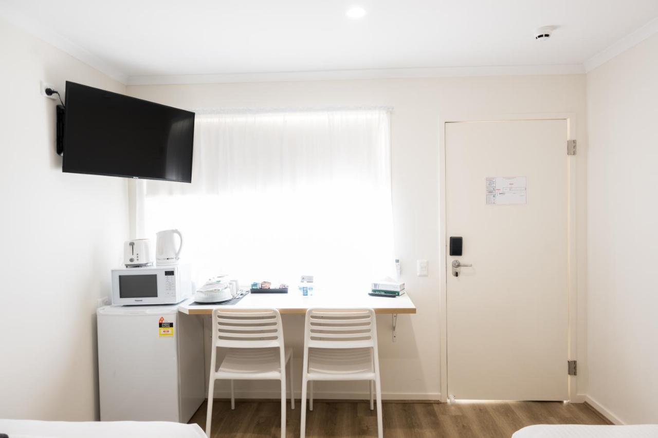 Petrie Mill Motel ภายนอก รูปภาพ